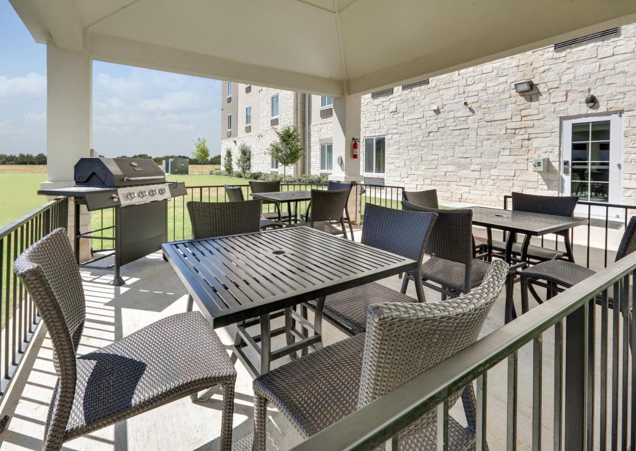 Candlewood Suites Dallas Nw - Farmers Branch By Ihg Exterior photo