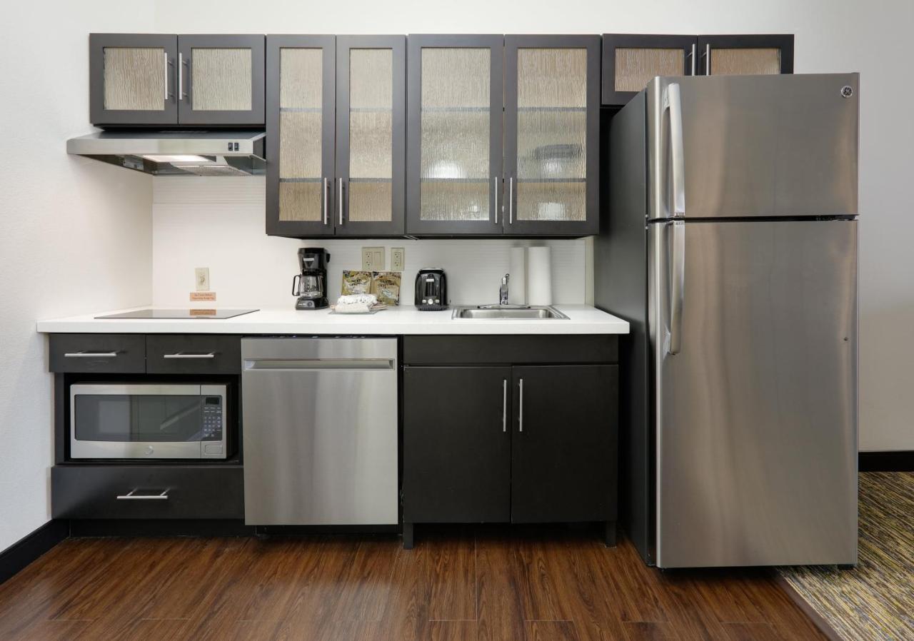Candlewood Suites Dallas Nw - Farmers Branch By Ihg Room photo
