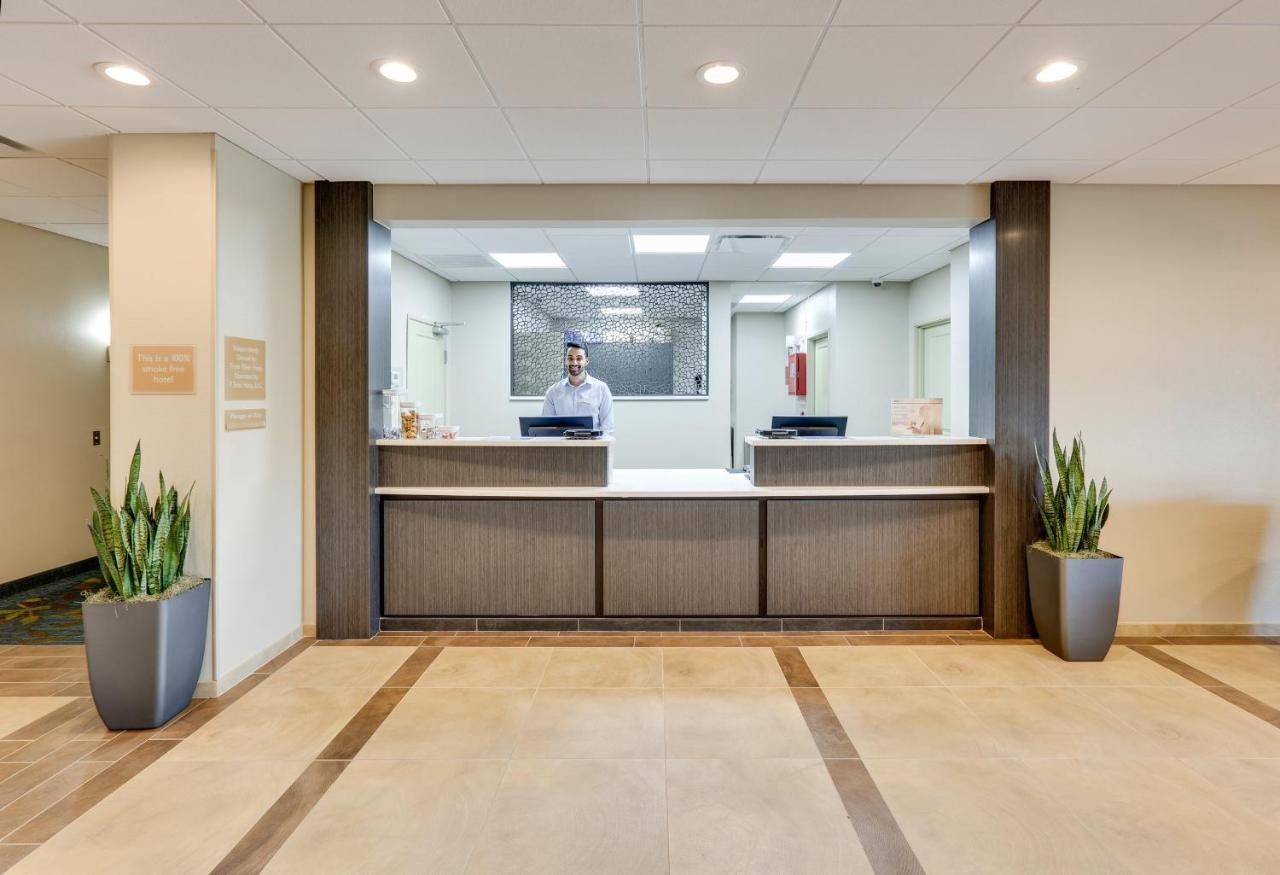 Candlewood Suites Dallas Nw - Farmers Branch By Ihg Exterior photo