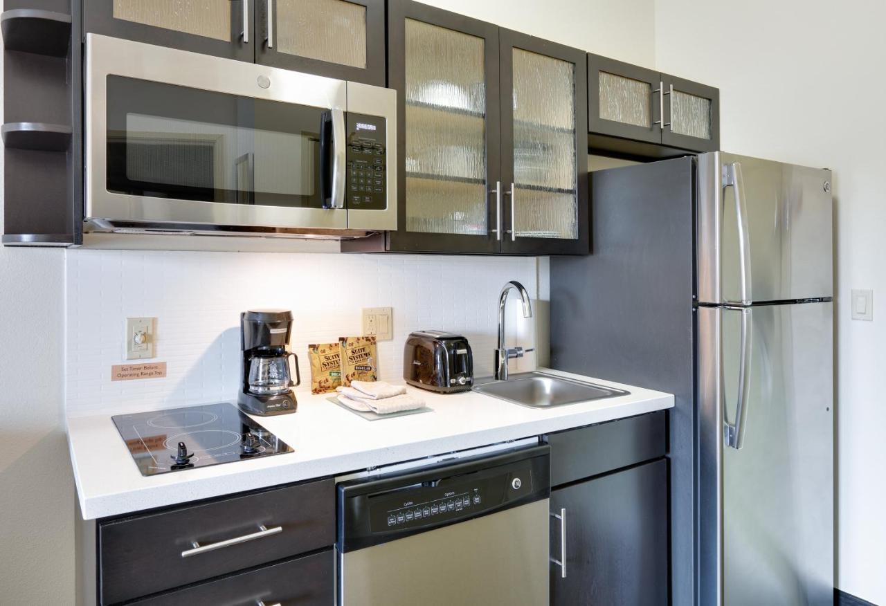 Candlewood Suites Dallas Nw - Farmers Branch By Ihg Room photo